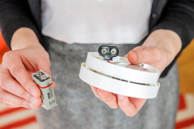 replacing battery in smoke detector.jpg